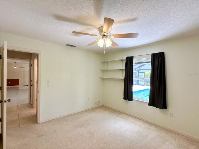 5024 SOUTHERN PINE CIRCLE, Venice, FL 34293