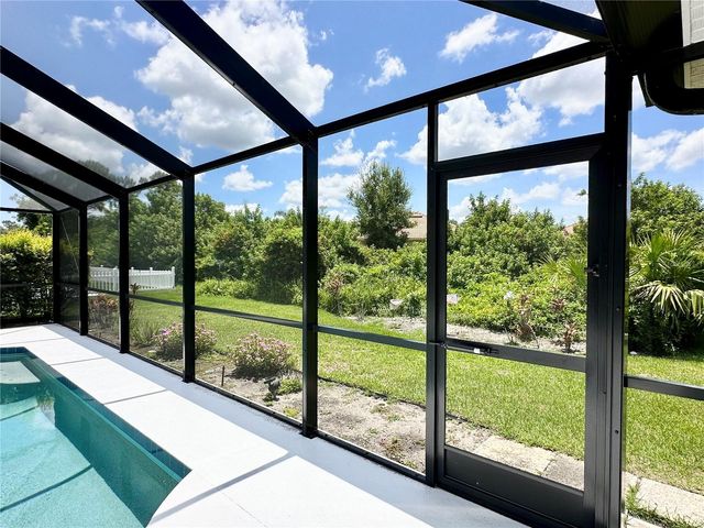 5024 SOUTHERN PINE CIRCLE, Venice, FL 34293