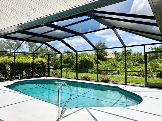 5024 SOUTHERN PINE CIRCLE, Venice, FL 34293