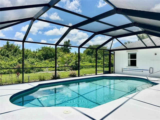5024 SOUTHERN PINE CIRCLE, Venice, FL 34293