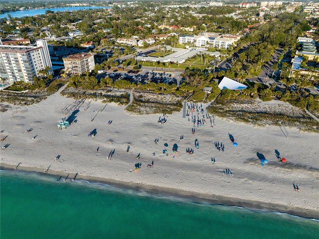 5024 SOUTHERN PINE CIRCLE, Venice, FL 34293