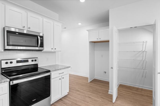 1170 S Dickerson Rd Unit 20, Goodlettsville, TN 37072