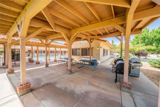 22241 Nisqually East 49, Apple Valley, CA 92308