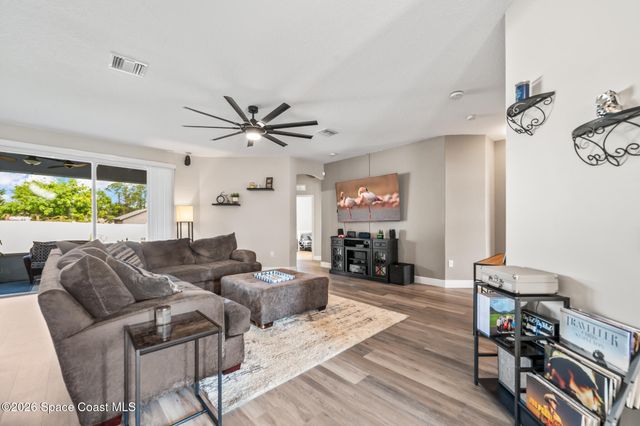 146 Deauville Avenue NE, Palm Bay, FL 32907
