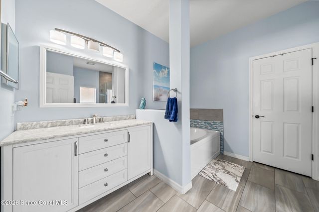 146 Deauville Avenue NE, Palm Bay, FL 32907