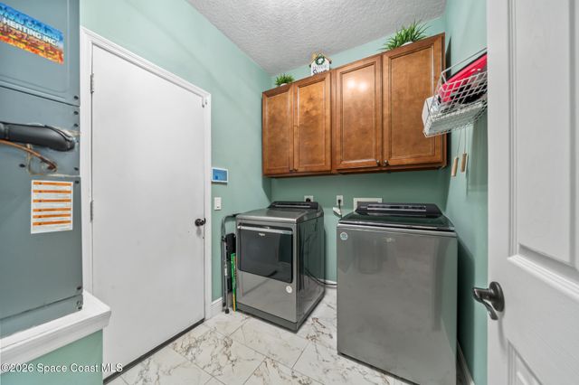 146 Deauville Avenue NE, Palm Bay, FL 32907
