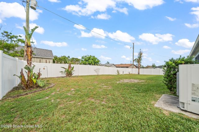 146 Deauville Avenue NE, Palm Bay, FL 32907