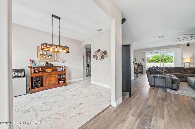 146 Deauville Avenue NE, Palm Bay, FL 32907