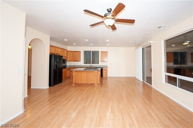 11768 Del Sur Avenue, Las Vegas, NV 89138