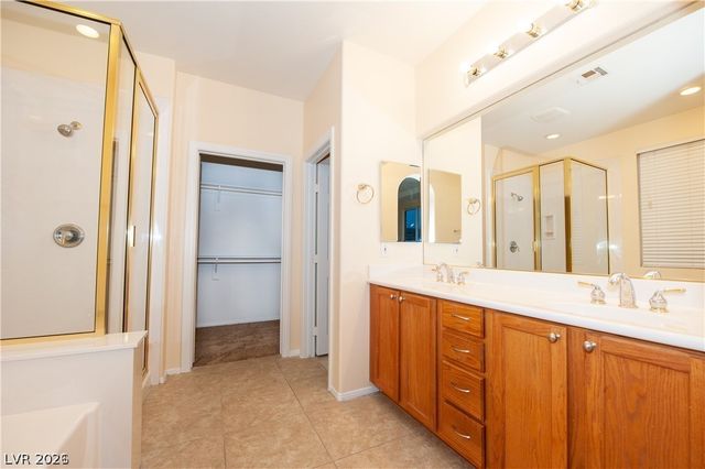 11768 Del Sur Avenue, Las Vegas, NV 89138