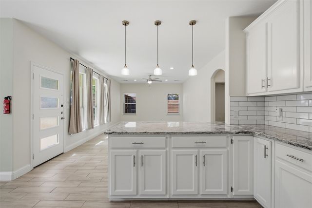 2617 Ripple Road, Dallas, TX 75241