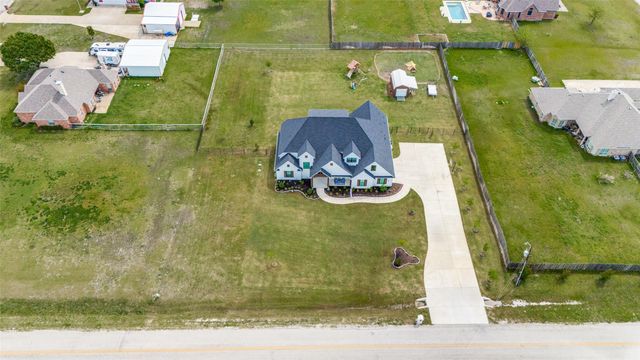 2255 County Road 377, Van Alstyne, TX 75495