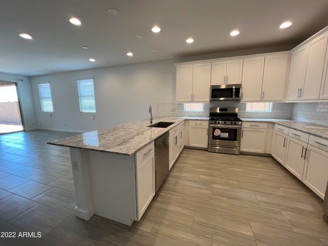 16399 W CHARLOTTE Drive, Surprise, AZ 85387