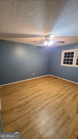 213 Woodcrest Circle APT E, Warner Robins, GA 31093