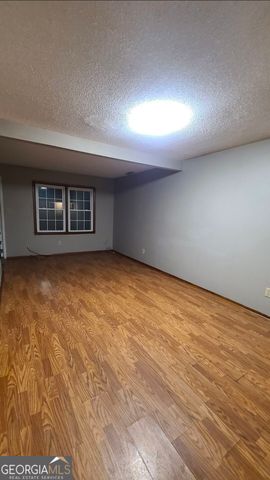 213 Woodcrest Circle APT E, Warner Robins, GA 31093