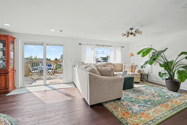 362 Shore Way, Tuckerton, NJ 08087