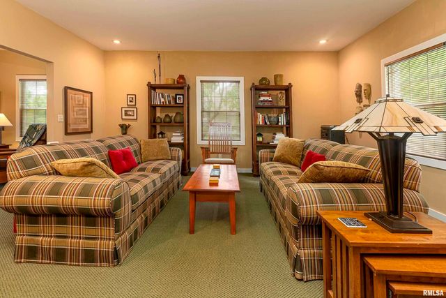 1127 Cedar Ridge Lane, Carbondale, IL 62901