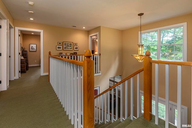 1127 Cedar Ridge Lane, Carbondale, IL 62901