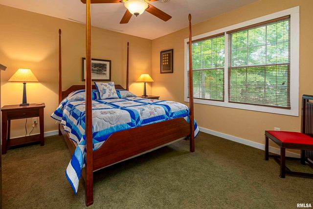 1127 Cedar Ridge Lane, Carbondale, IL 62901