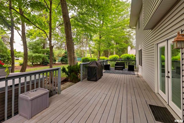 1127 Cedar Ridge Lane, Carbondale, IL 62901