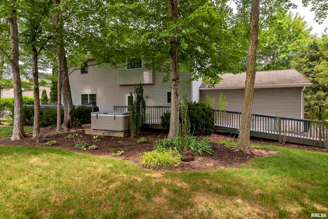 1127 Cedar Ridge Lane, Carbondale, IL 62901