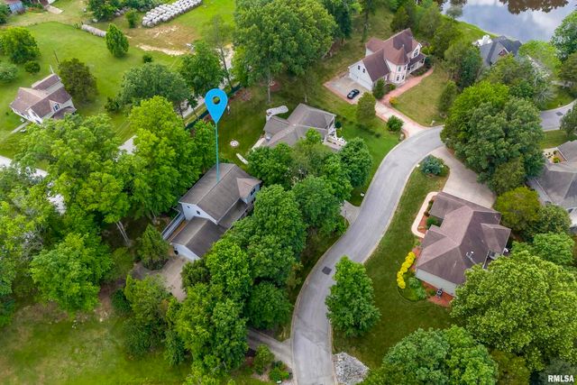 1127 Cedar Ridge Lane, Carbondale, IL 62901