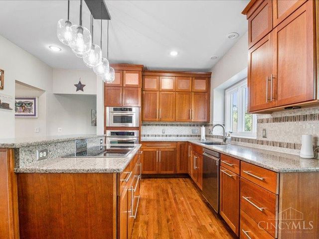 9873 Kittywood Drive, Colerain Twp, OH 45252