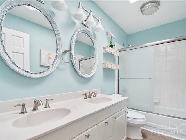 9873 Kittywood Drive, Colerain Twp, OH 45252