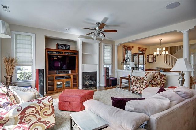 5217 Norwell LN, Virginia Beach, VA 23455