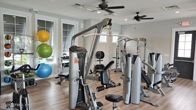 92 SEAPORT BREEZE Road, St. Johns, FL 32095