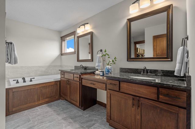 1858 Laramee Lane, Centerville, MN 55038