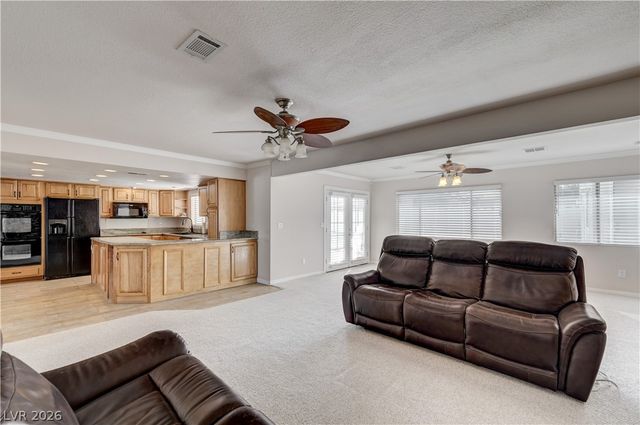 3015 El Camino Road, Las Vegas, NV 89146