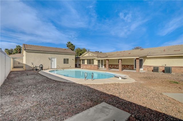 3015 El Camino Road, Las Vegas, NV 89146