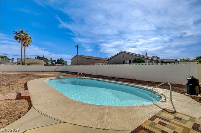 3015 El Camino Road, Las Vegas, NV 89146