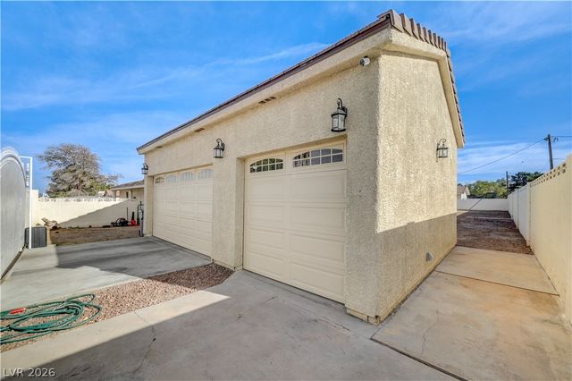 3015 El Camino Road, Las Vegas, NV 89146