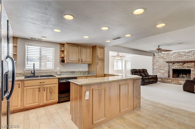 3015 El Camino Road, Las Vegas, NV 89146