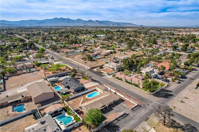 3015 El Camino Road, Las Vegas, NV 89146