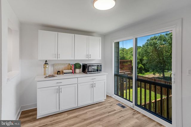 16948 POINT PLEASANT LN, Dumfries, VA 22026