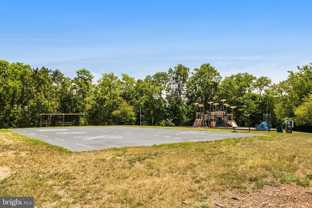 16948 POINT PLEASANT LN, Dumfries, VA 22026
