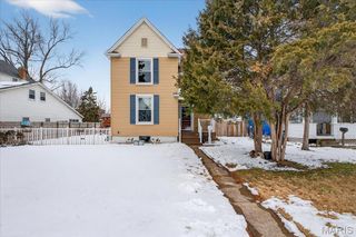 6969 Marquette Avenue, St Louis, MO 63139