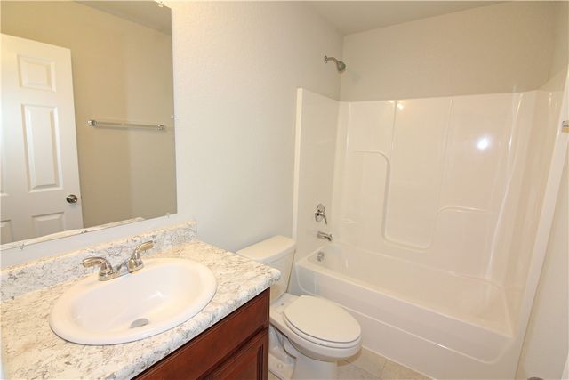 803 SW Green World Street, Bentonville, AR 72712