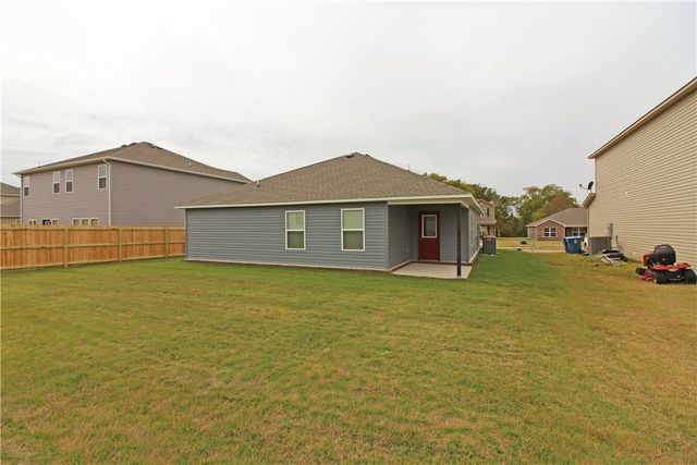 803 SW Green World Street, Bentonville, AR 72712