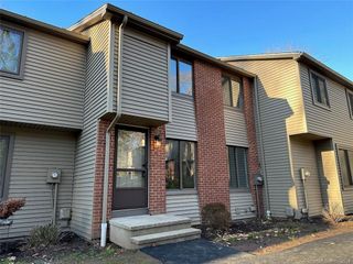 26 Conestoga Way 26, Glastonbury, CT 06033