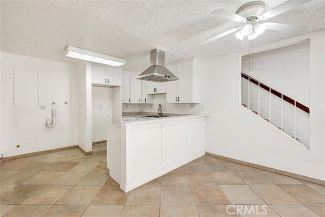 7033 Stewart And Gray Road 24, Downey, CA 90241