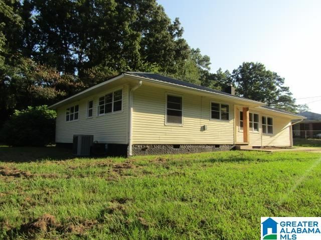 601 PARKER BOULEVARD, Weaver, AL 36277