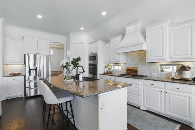 806 Woodstock Avenue, Euless, TX 76039