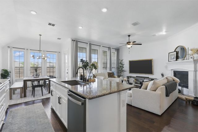 806 Woodstock Avenue, Euless, TX 76039