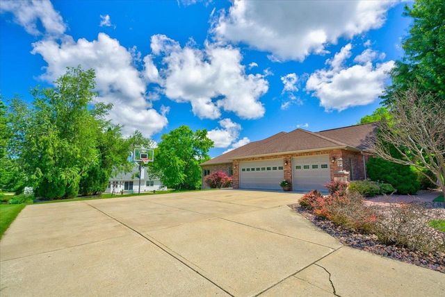 2424 St Albert The Great Drive, Sun Prairie, WI 53590