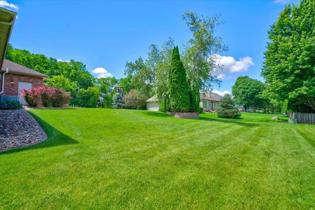 2424 St Albert The Great Drive, Sun Prairie, WI 53590