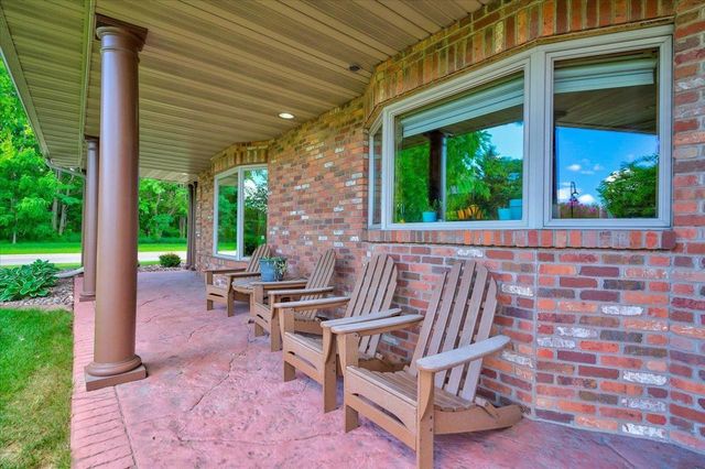 2424 St Albert The Great Drive, Sun Prairie, WI 53590